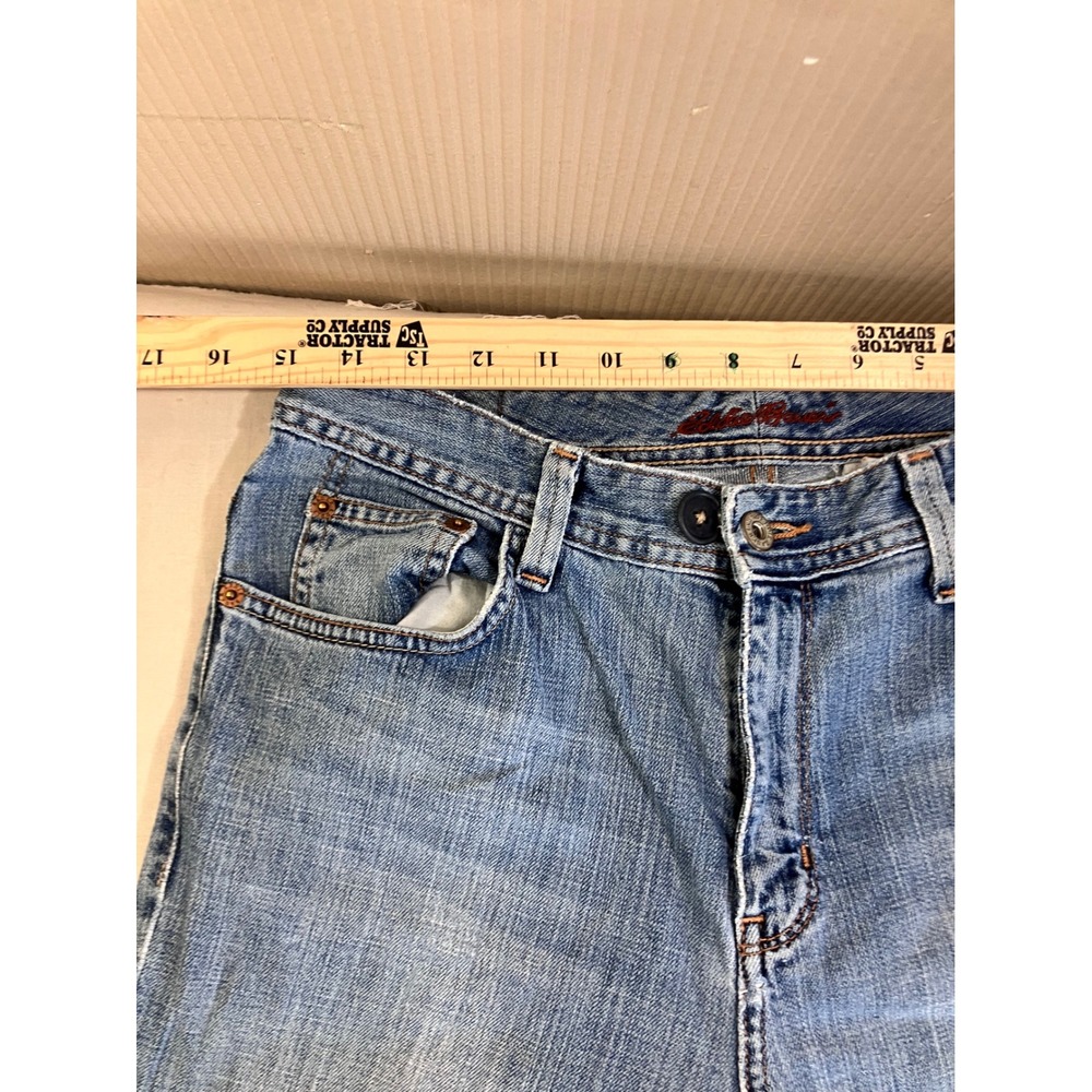 Eddie Bauer Womens Straight Leg Jeans Medium Wash Blue Stretch Denim Sz 8 Hemmed - Picture 6 of 14